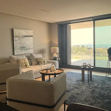 Ocean View Luxury Retreat *