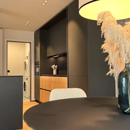 Ocean View Luxury Retreat Apartment