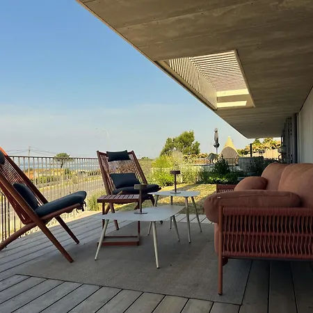 Ocean View Luxury Retreat Apartment *