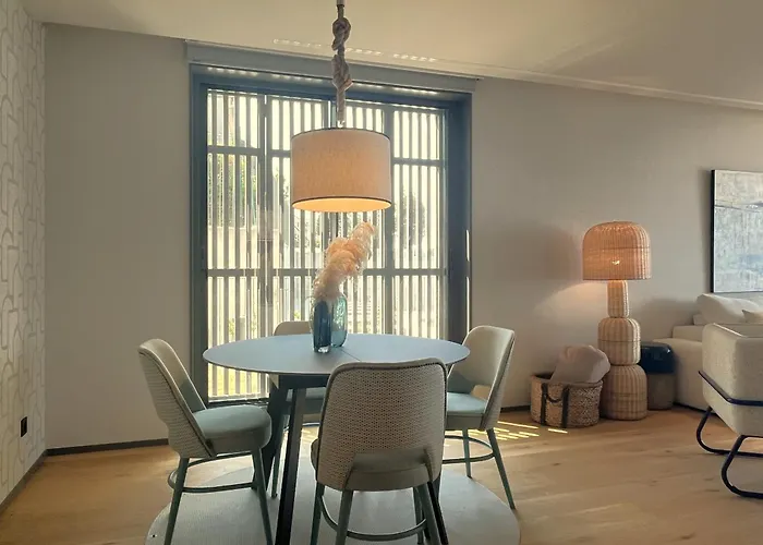 Ocean View Luxury Retreat Apartment