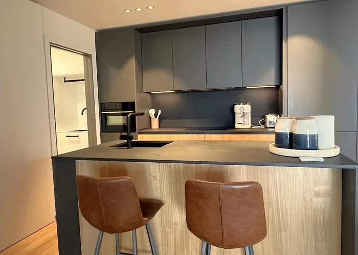 Ocean View Luxury Retreat *