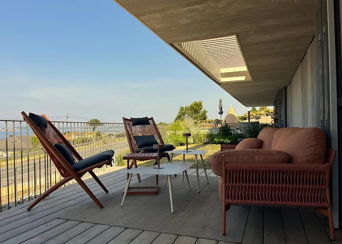 Ocean View Luxury Retreat Apartment *