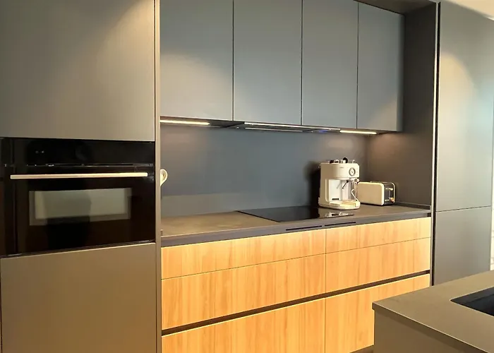 Ocean View Luxury Retreat *